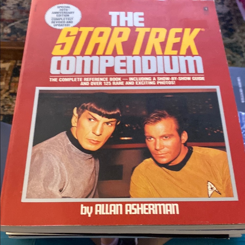 The Star Trek Compendium by Allan Asherman - Red Cover